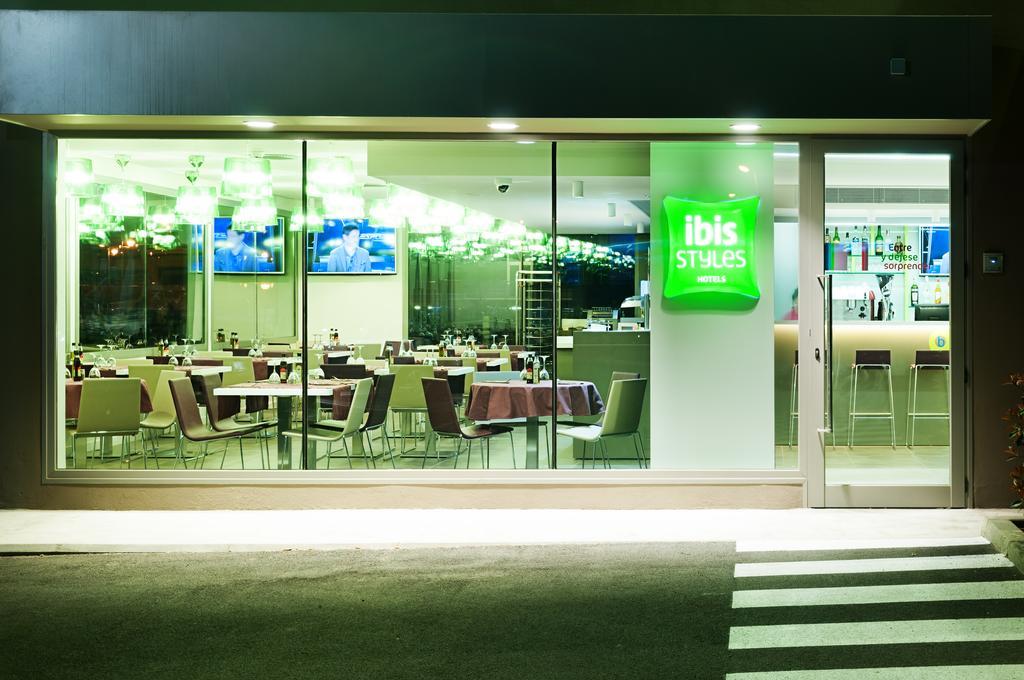 Hotel Ibis Styles Lleida Torrefarrera Luaran gambar