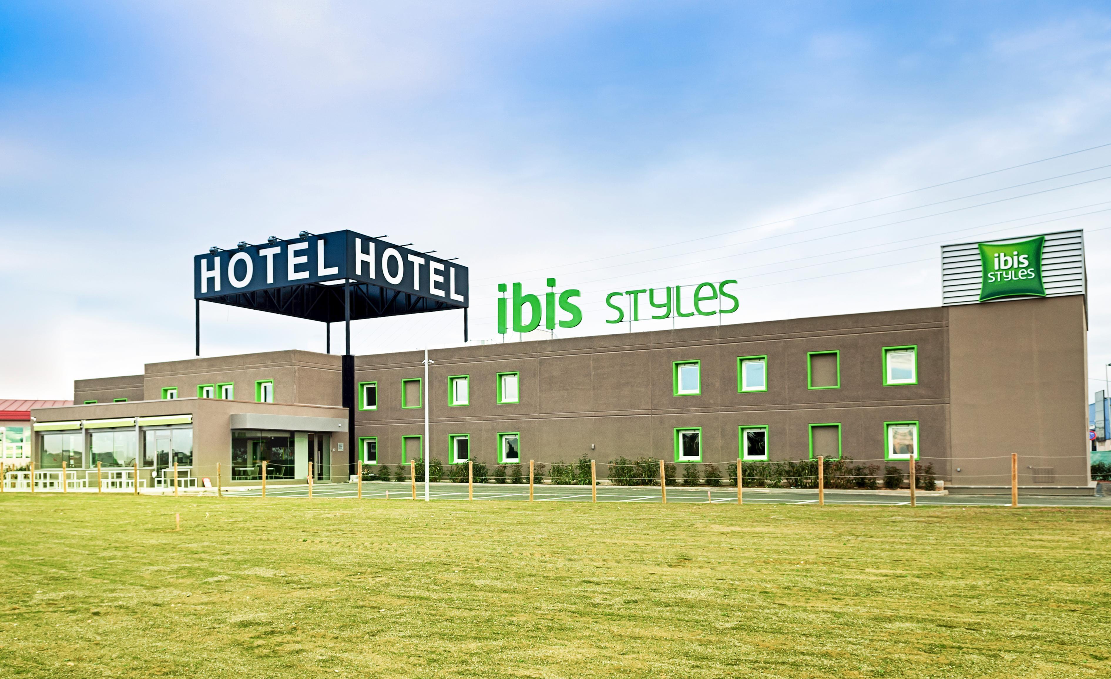 Hotel Ibis Styles Lleida Torrefarrera Luaran gambar